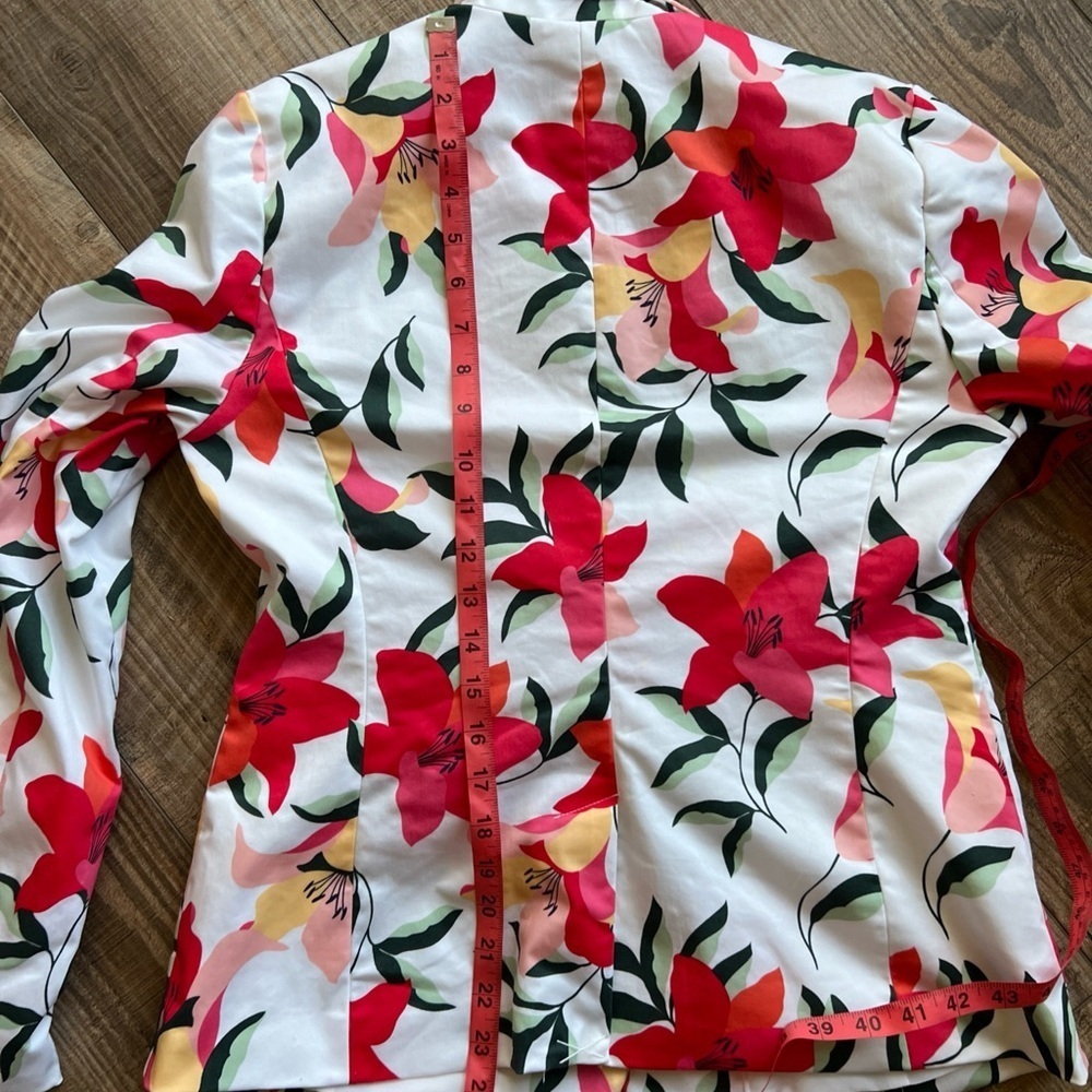 Liz Claiborne Women’s Sz 4 Floral Blazer Button Front Pink Red White Maximalist - Picture 10 of 10
